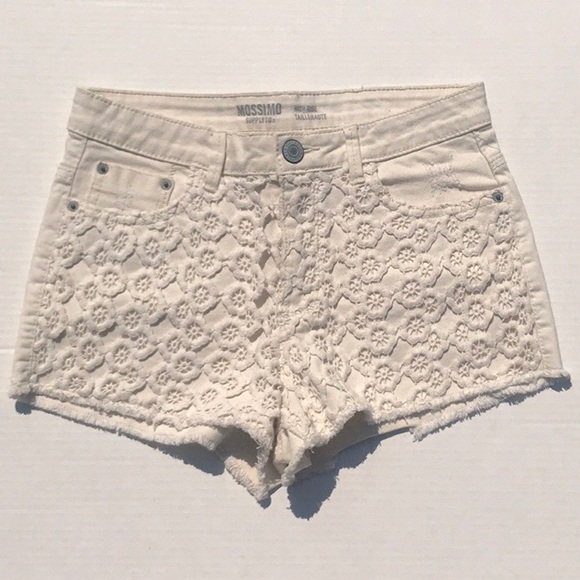 Mossimo Supply Co. Pants - ❄️4/$18 Cream High Rise Mossimo Shorts w Design